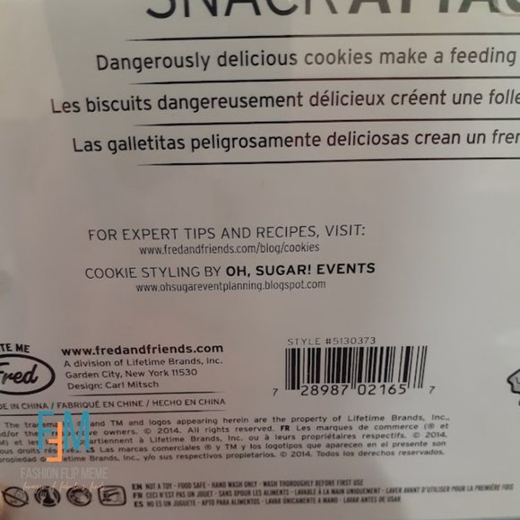 New! Snack (Shark) Attack 3 Piece Cookie Cutter Set - Picture 3 of 4